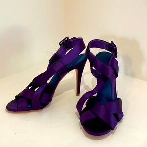 Karen Millen Purple Satin 4”Heels w leather lining